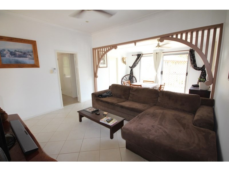 37 Kataryn Avenue, Grasstree Beach QLD 4740