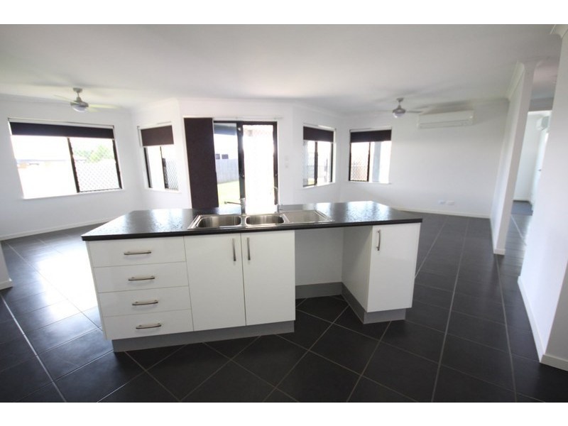 31 Reef Drive, Sarina QLD 4737