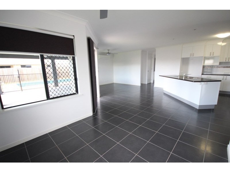 31 Reef Drive, Sarina QLD 4737