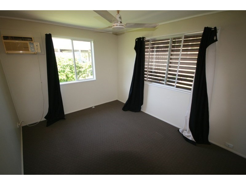 14 Graham Street, Koumala QLD 4738