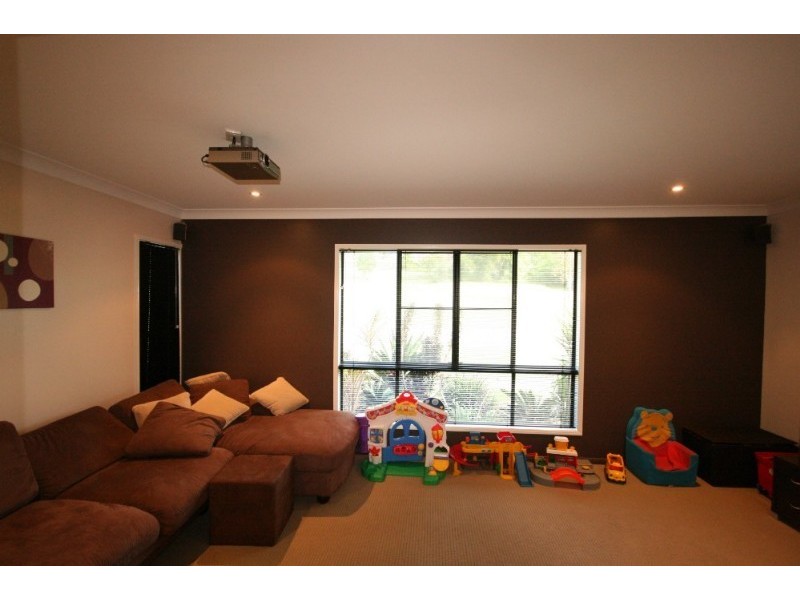 14 Brooksfield Drive, Sarina QLD 4737