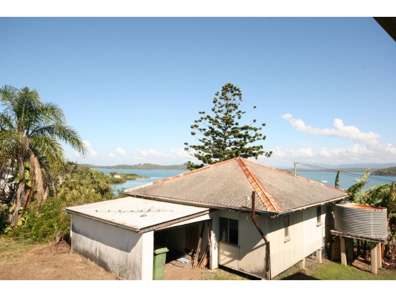 20 Coast Road, Sarina QLD 4737
