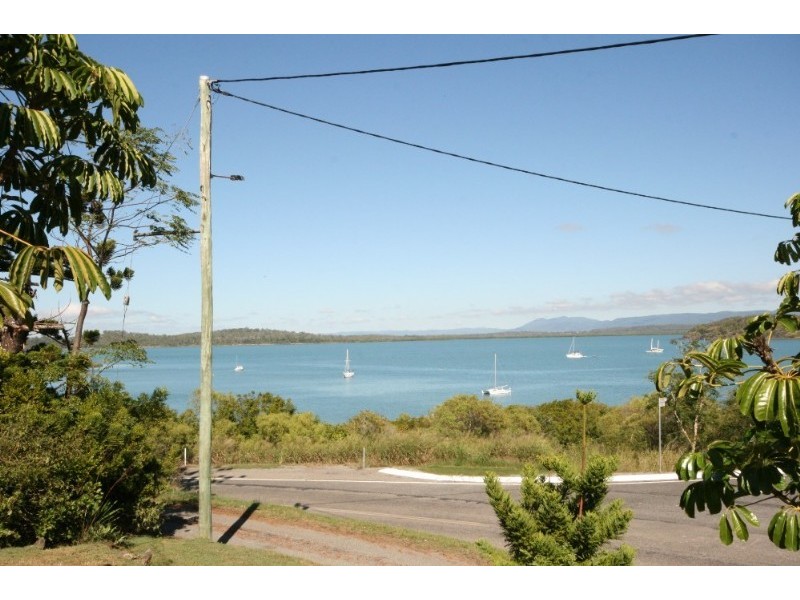 20 Coast Road, Sarina QLD 4737