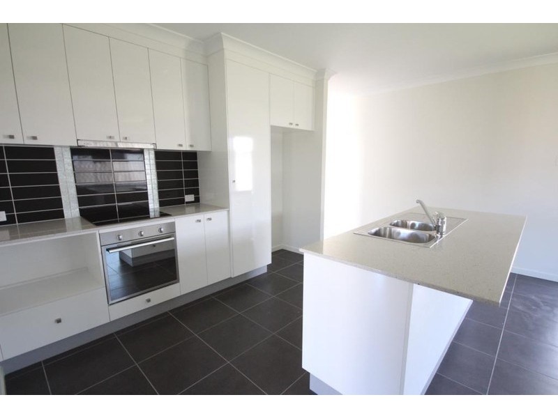 12 Reef Drive, Sarina QLD 4737