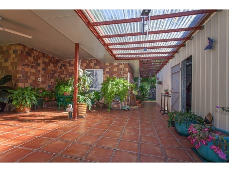 2 Gumnut Drive, Sarina QLD 4737