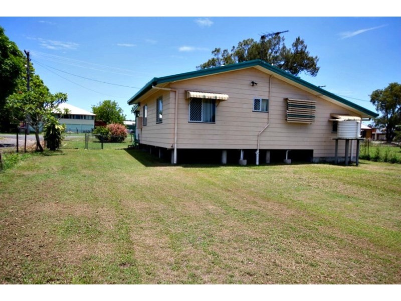 5 Johnston Street, Sarina QLD 4737