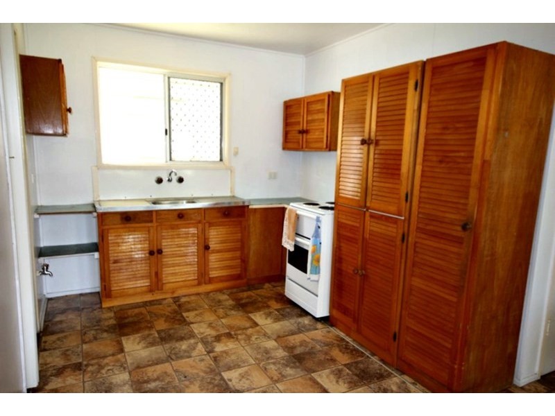 5 Johnston Street, Sarina QLD 4737