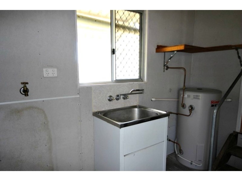 5 Johnston Street, Sarina QLD 4737