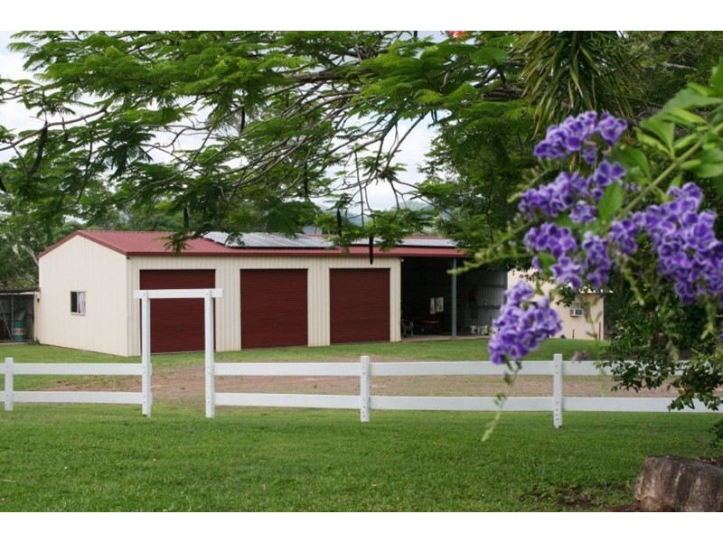 141 Muller Road, Sarina QLD 4737