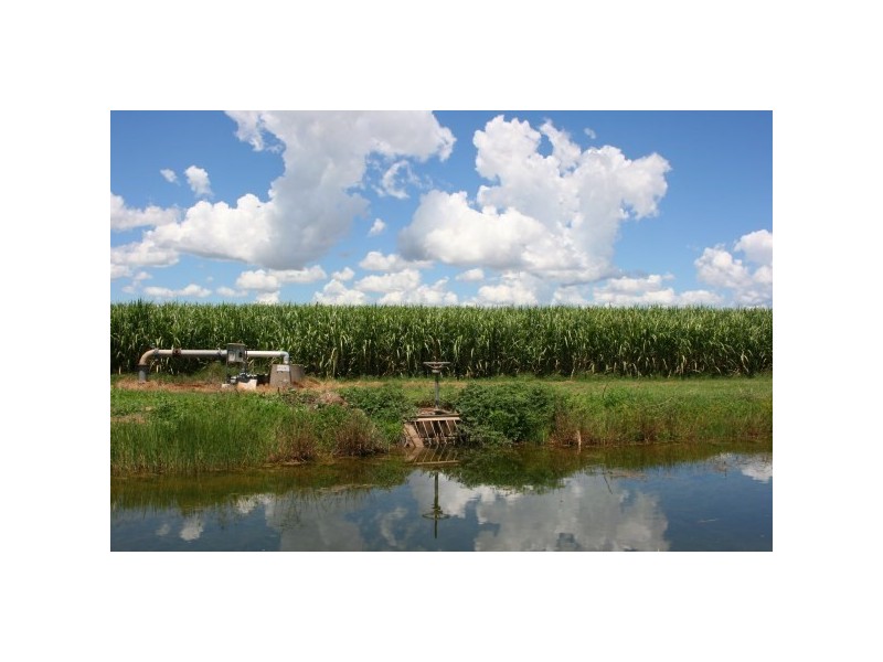 327 Weaver Road, Ayr QLD 4807