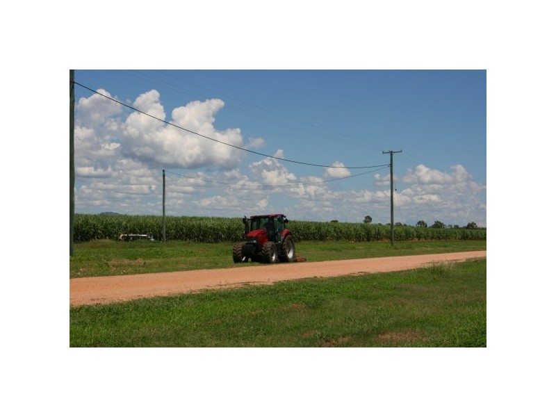 327 Weaver Road, Ayr QLD 4807