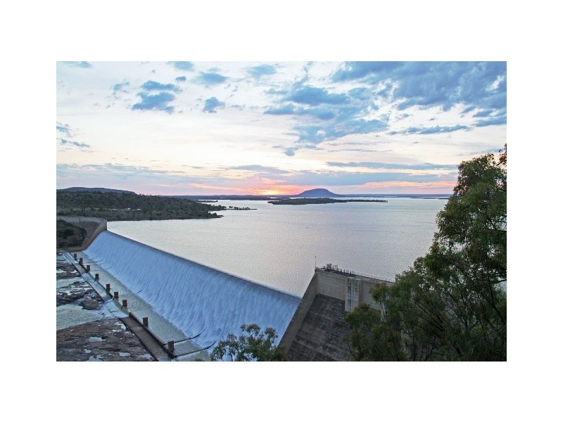 327 Weaver Road, Ayr QLD 4807