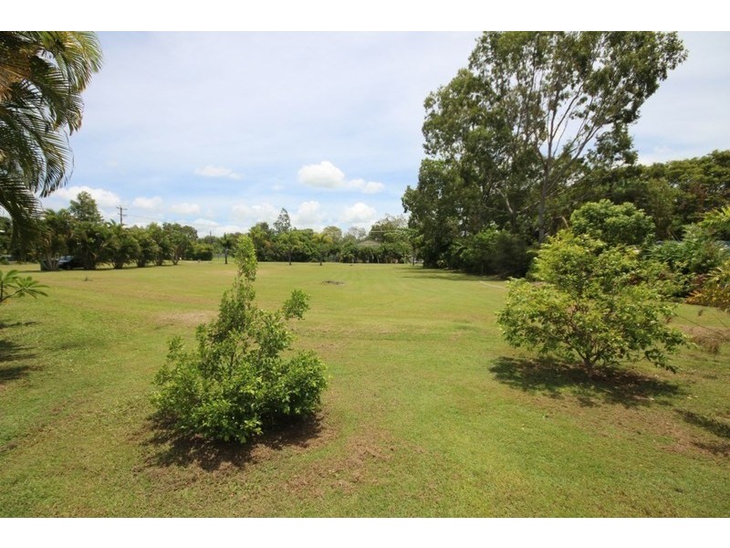 59 Rainbow Street, Armstrong Beach QLD 4737