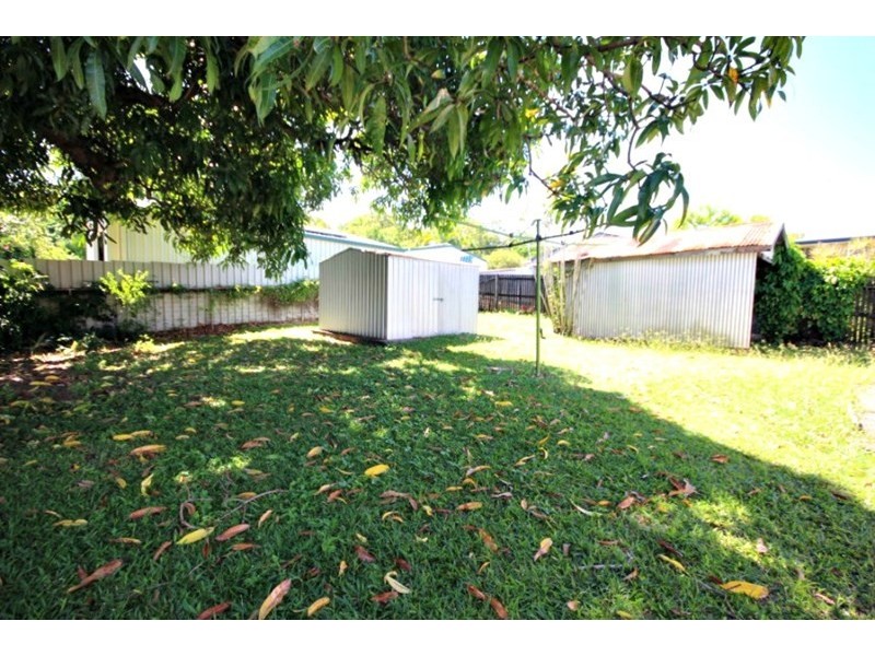 3 Swayne Street, Sarina QLD 4737