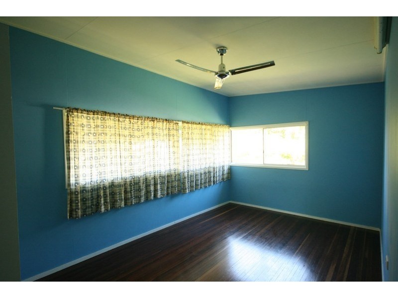 35 Melba Street, Armstrong Beach QLD 4737