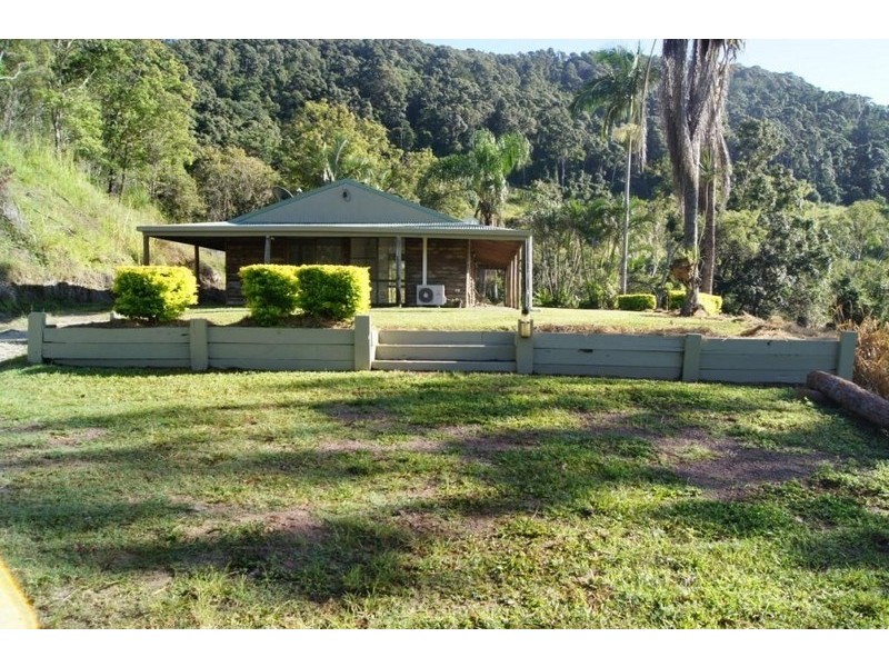 603 East Funnel Creek Road, Sarina Range QLD 4737