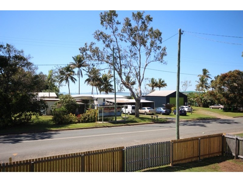 35 Melba Street, Armstrong Beach QLD 4737