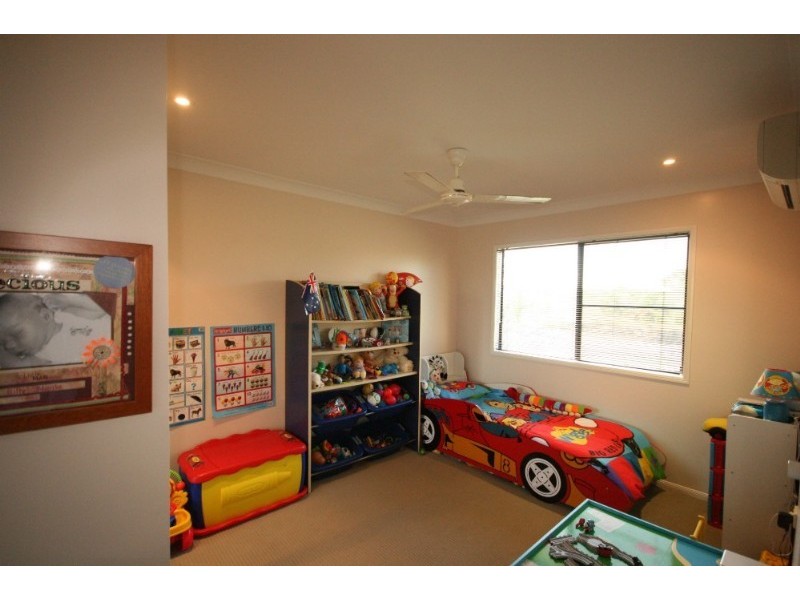 14 Brooksfield Drive, Mackay QLD 4740