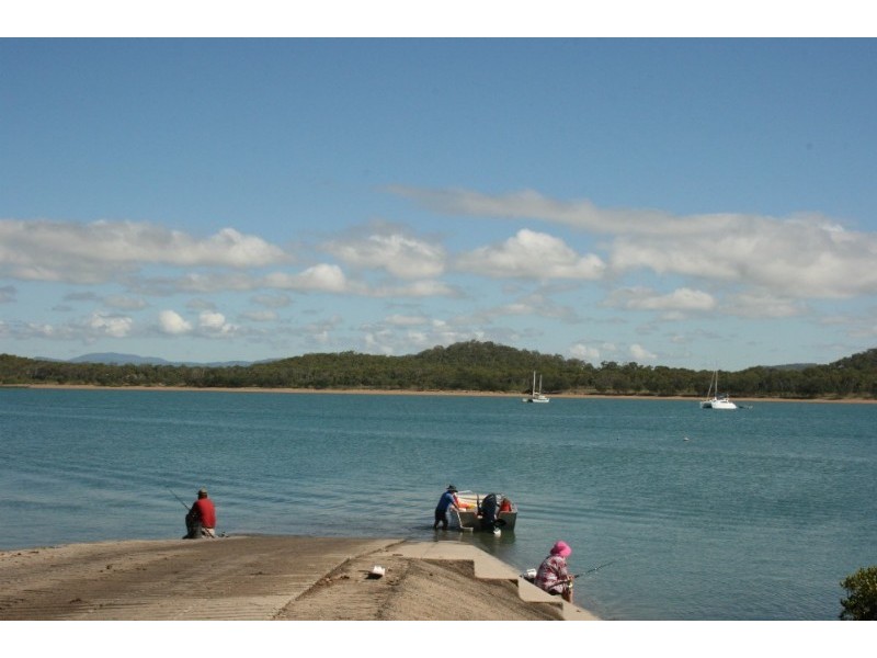 18 Coast Road, Mackay QLD 4740