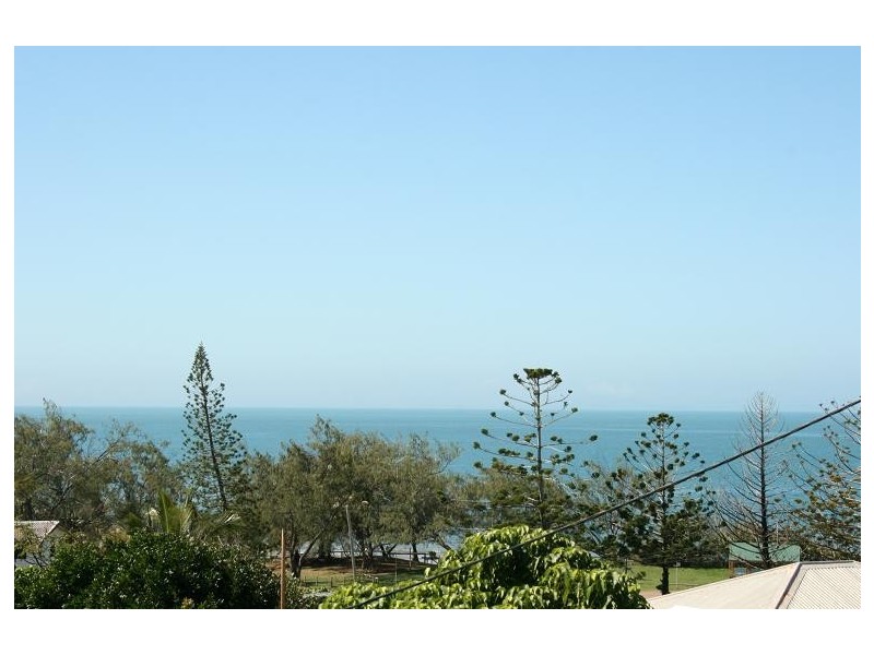 18 Coast Road, Mackay QLD 4740