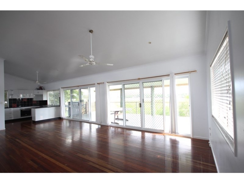 22 Morris Street, Campwin Beach QLD 4737