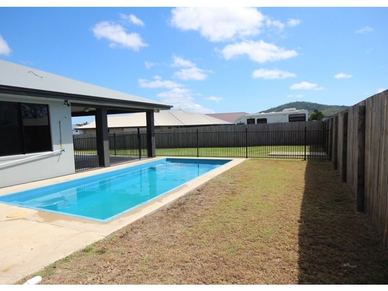 31 Reef Drive, Sarina QLD 4737