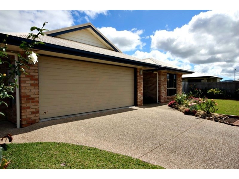 49 Pacific Avenue, Sarina QLD 4737