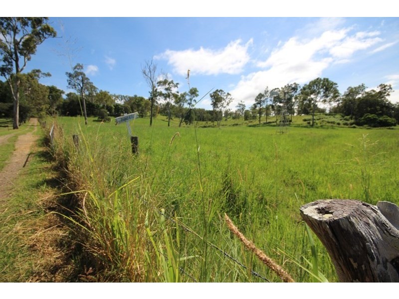 1588 Sarina Marlborough, Sarina Range QLD 4737