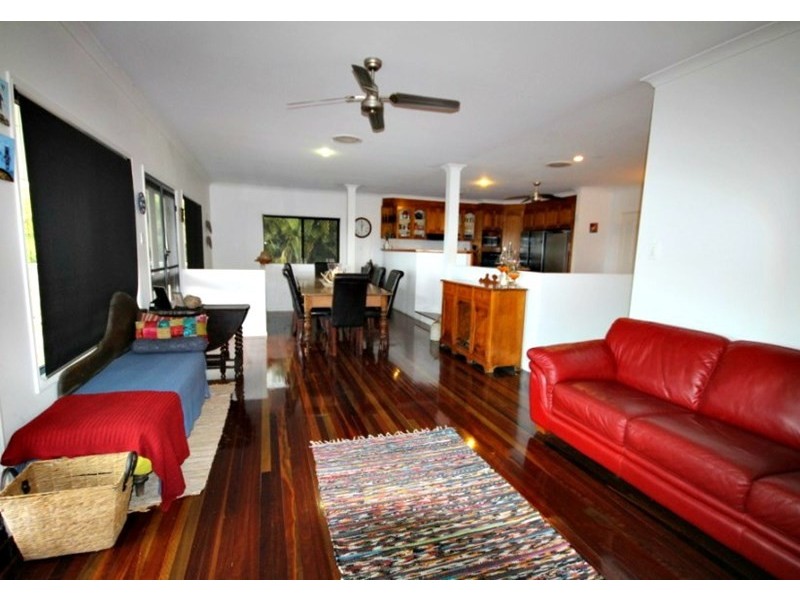 17 Wright Road, Sarina QLD 4737