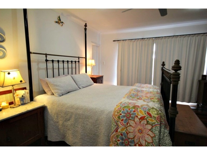 17 Wright Road, Sarina QLD 4737