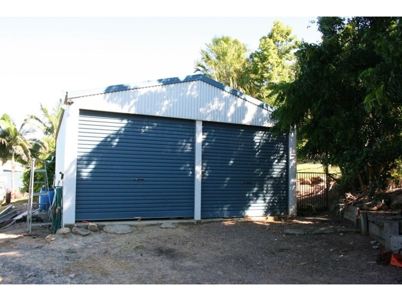 17 Wright Road, Sarina QLD 4737