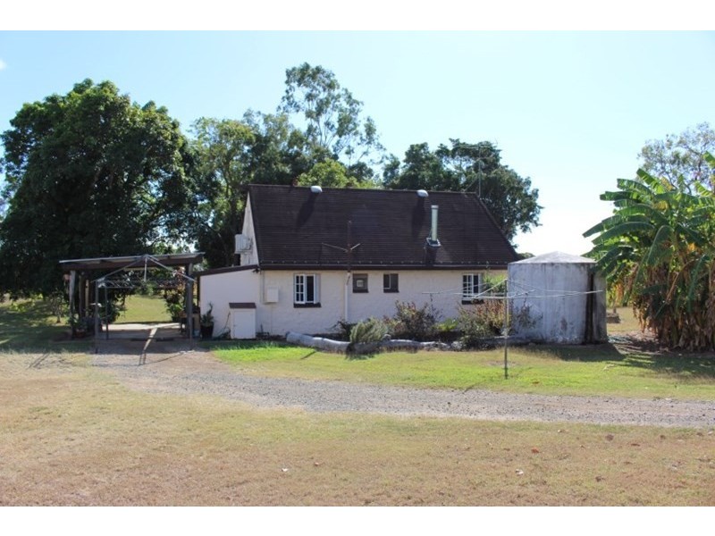 83978 Bruce Highway, Carmila QLD 4739