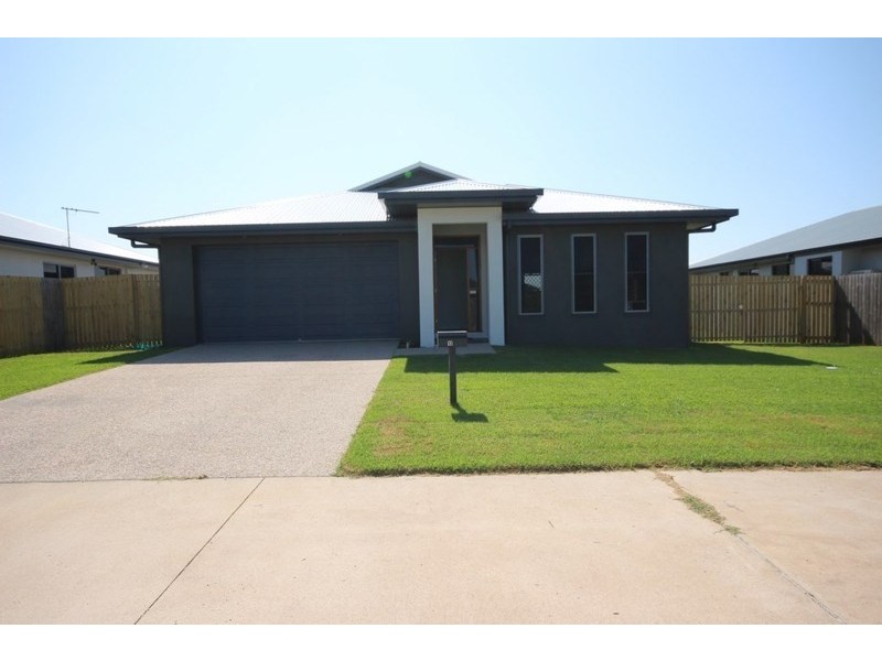 12 Reef Drive, Sarina QLD 4737