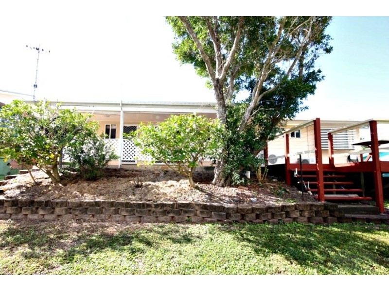 42 Cooper Avenue, Campwin Beach QLD 4737