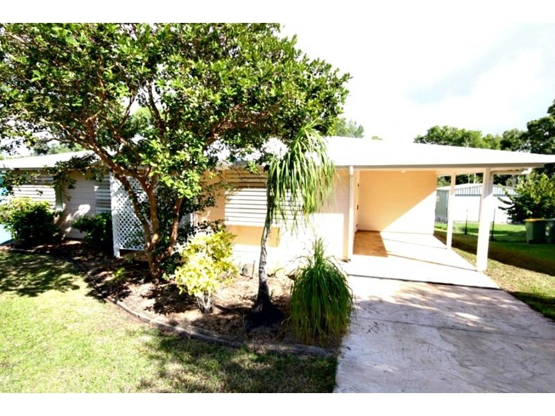 42 Cooper Avenue, Campwin Beach QLD 4737