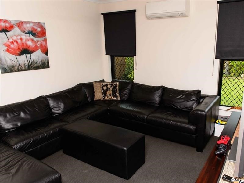 19 Reef Drive, Sarina QLD 4737