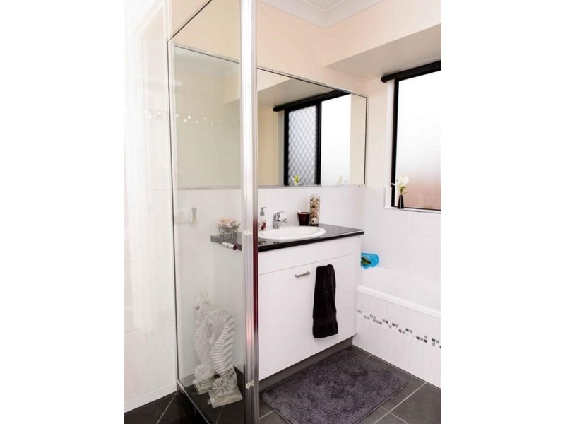 19 Reef Drive, Sarina QLD 4737