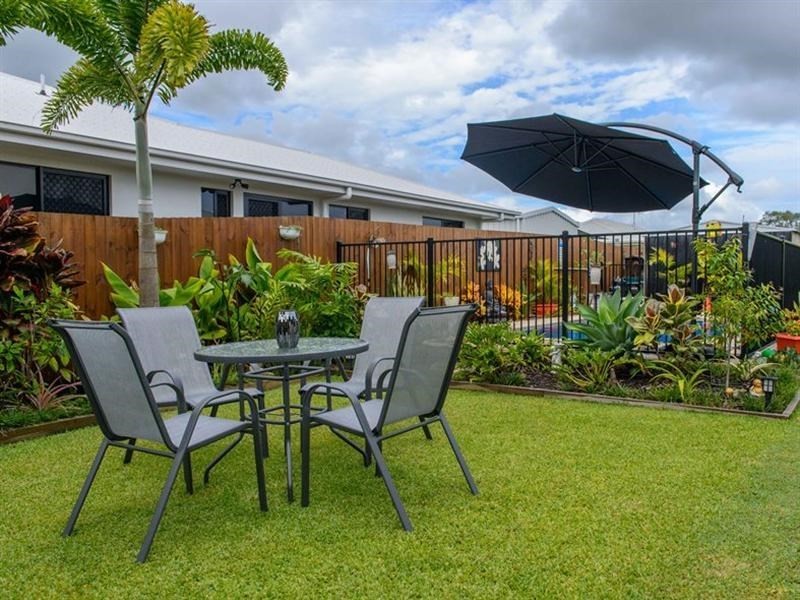 19 Reef Drive, Sarina QLD 4737