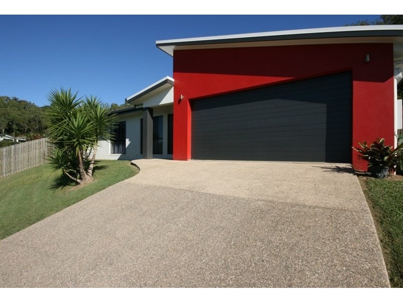 52 Jackson Street, Sarina QLD 4737