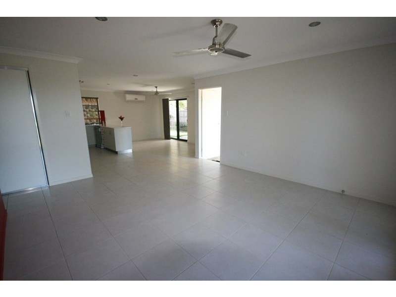 52 Jackson Street, Sarina QLD 4737