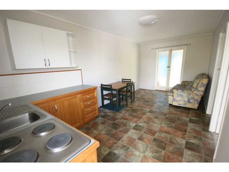Unit 4 Biloft Street, Sarina QLD 4737