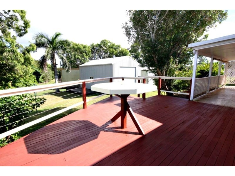 42 Cooper Avenue, Campwin Beach QLD 4737