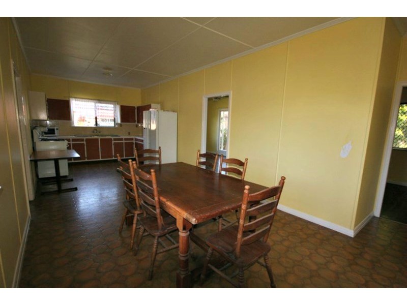 85 Range Road, Sarina QLD 4737