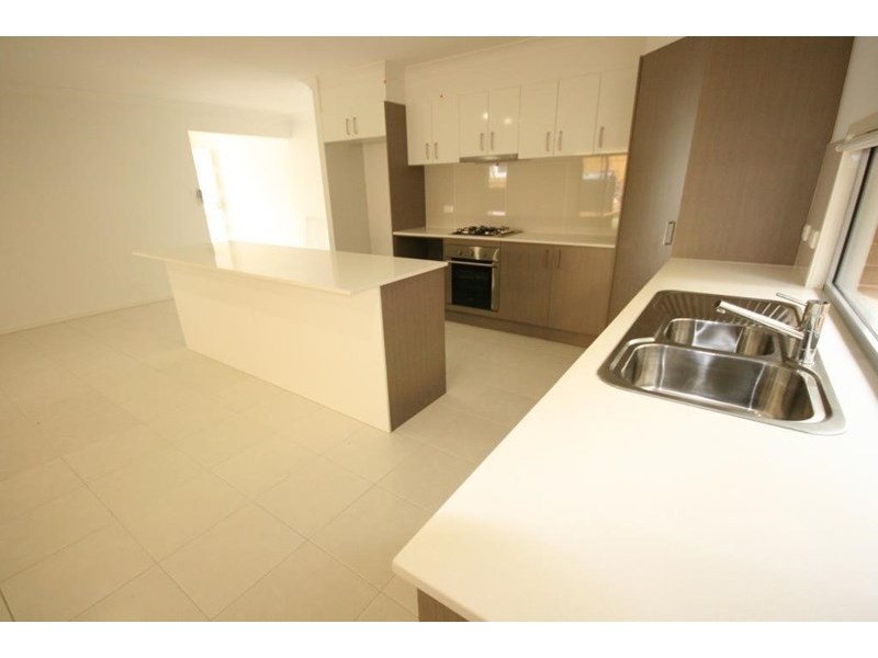 97 West Street, Sarina QLD 4737