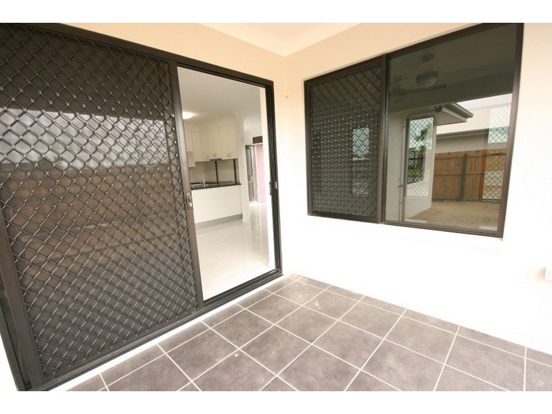 2 Ocean Court, Sarina QLD 4737