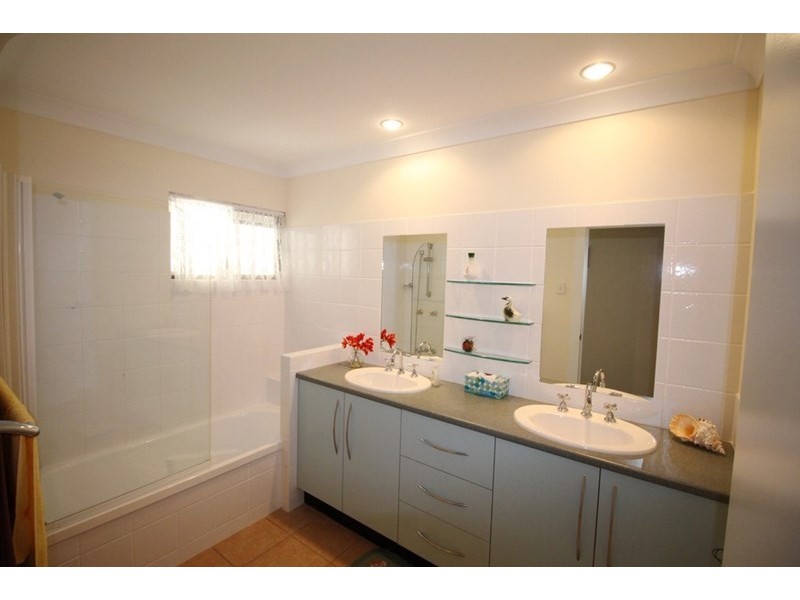 687 Grasstree Road, Sarina QLD 4737