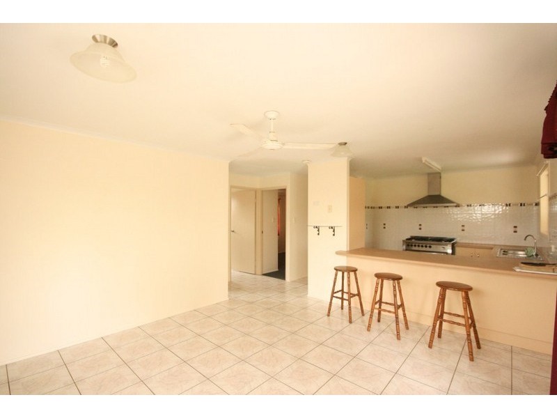 8 Castaway Court, Hay Point QLD 4740