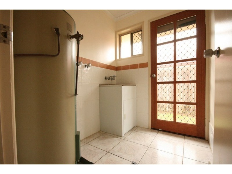 8 Castaway Court, Hay Point QLD 4740