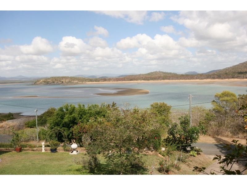 22 Sunset Drive, Sarina Beach QLD 4737