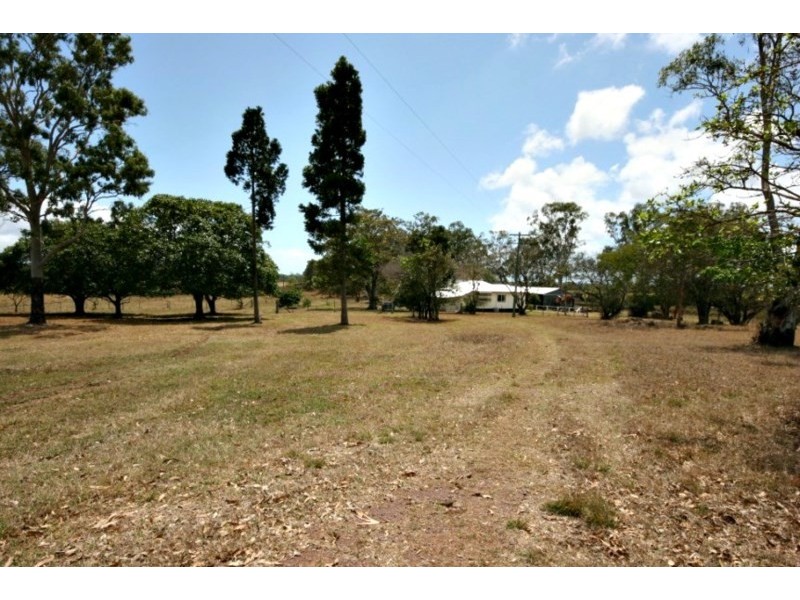 89808 Bruce Highway, Sarina QLD 4737